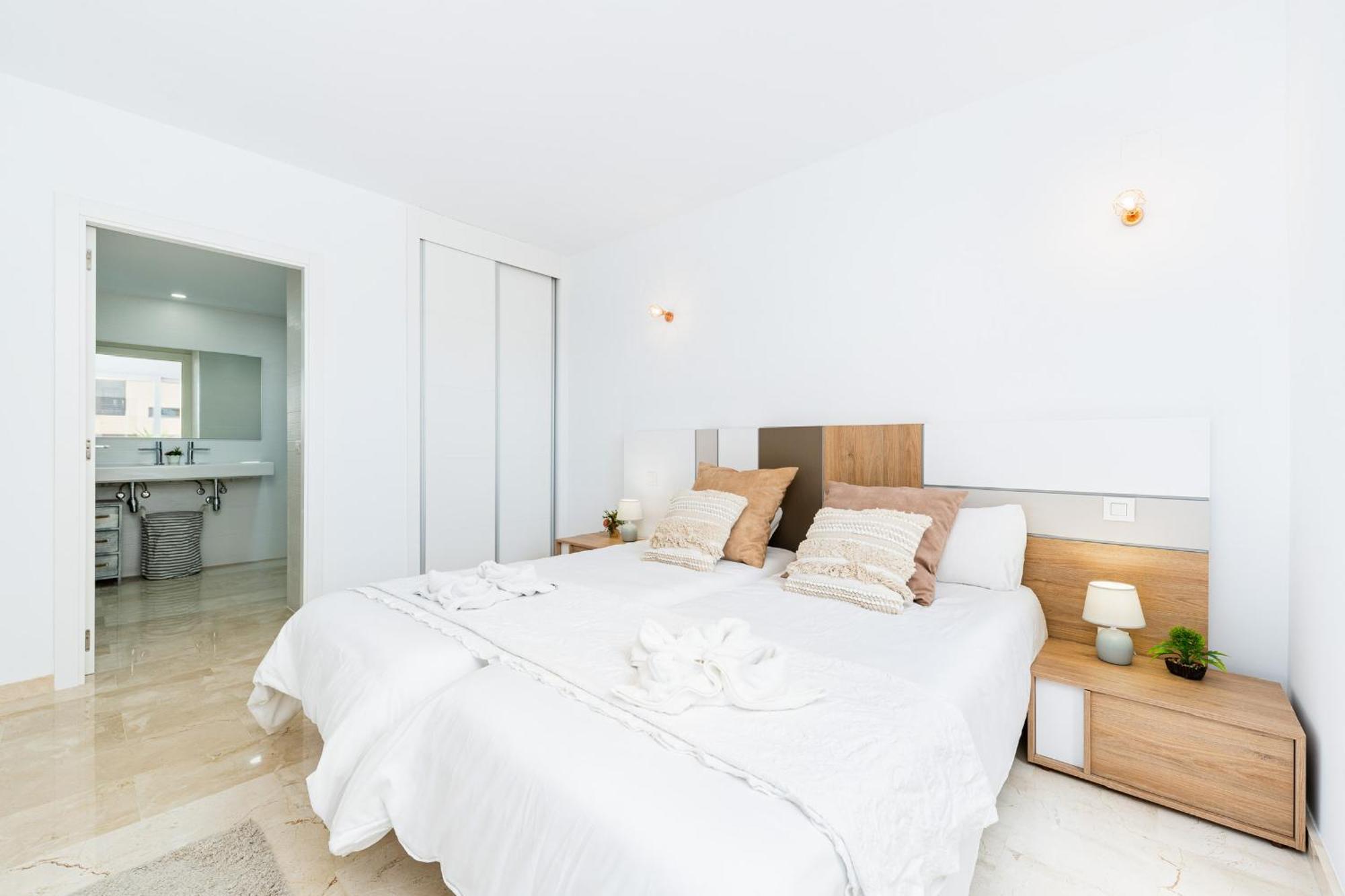 Tornado Apartamento Sunrise Torrevieja Dış mekan fotoğraf