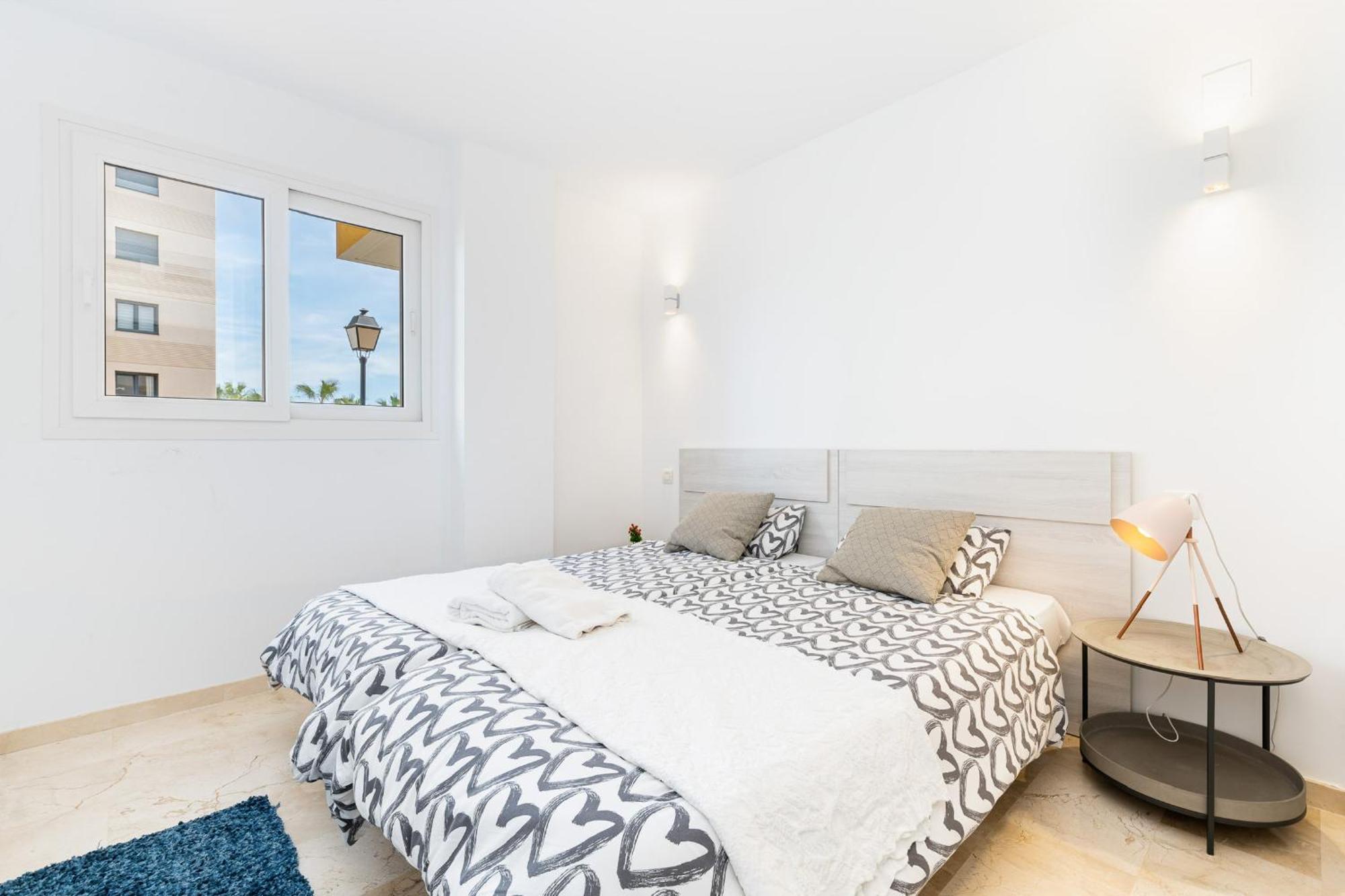 Tornado Apartamento Sunrise Torrevieja Dış mekan fotoğraf